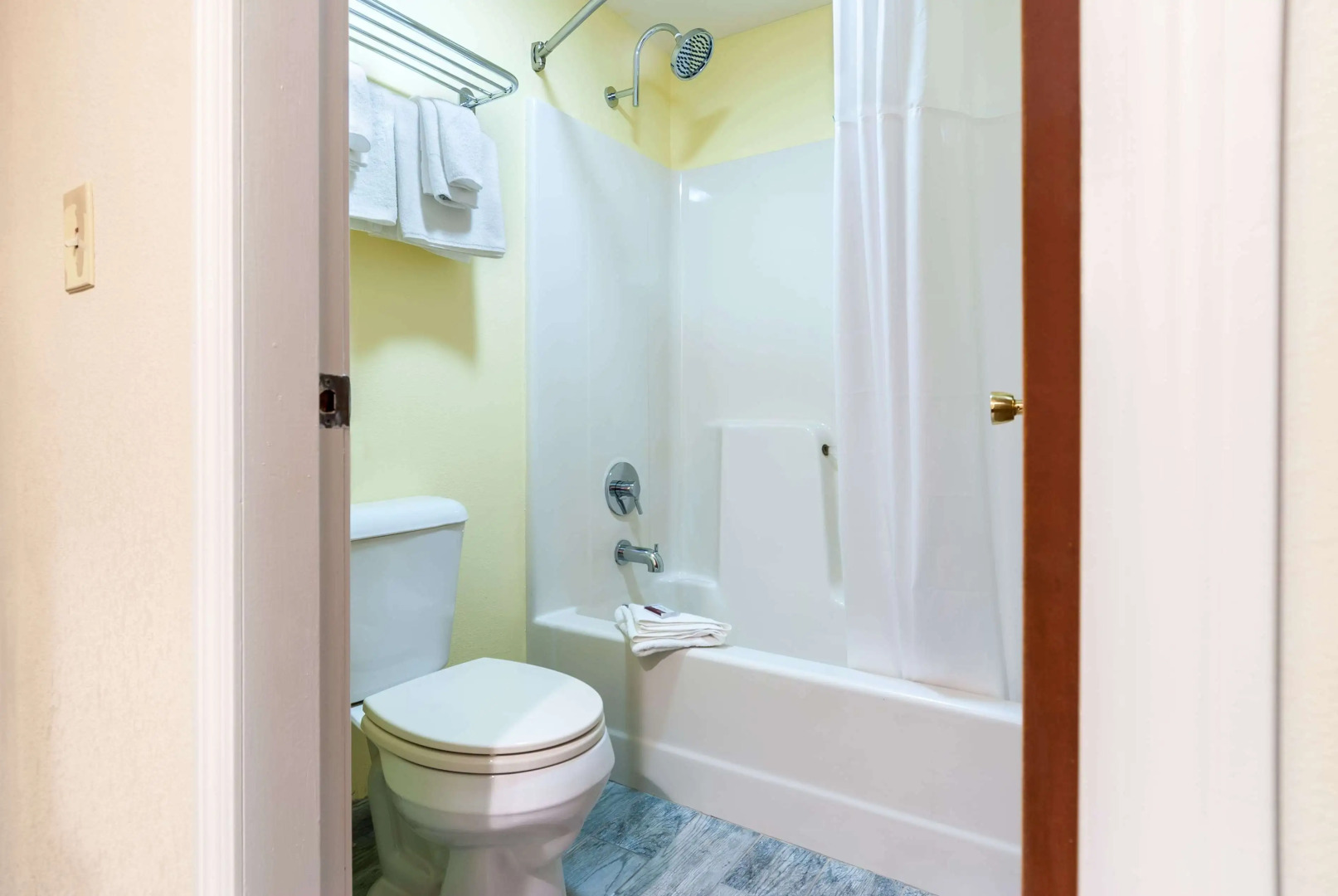 Days Inn by Wyndham Tamworth