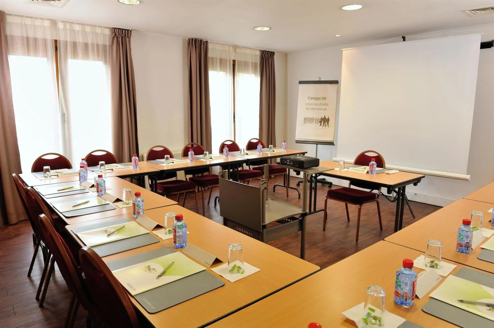 Hotel Campanile Clermont Ferrand Le Brezet