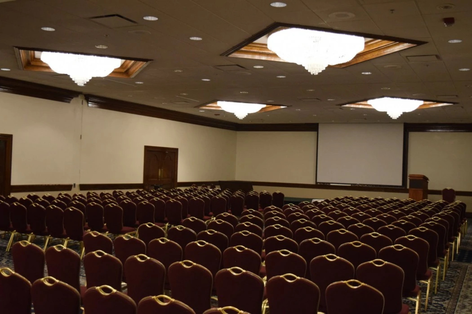 The Drake Oak Brook, Autograph Hotels