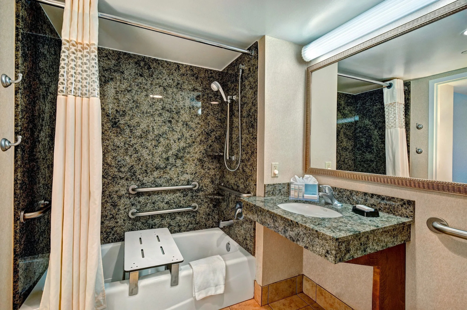 Hampton Inn Lake Havasu City