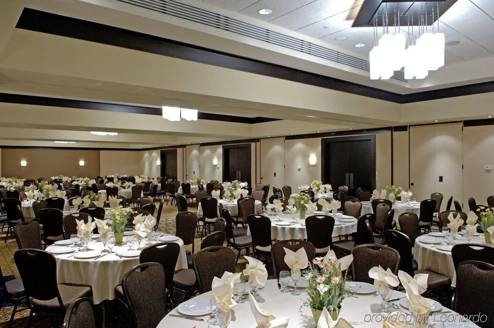 Albert At Bay Suite Hotel