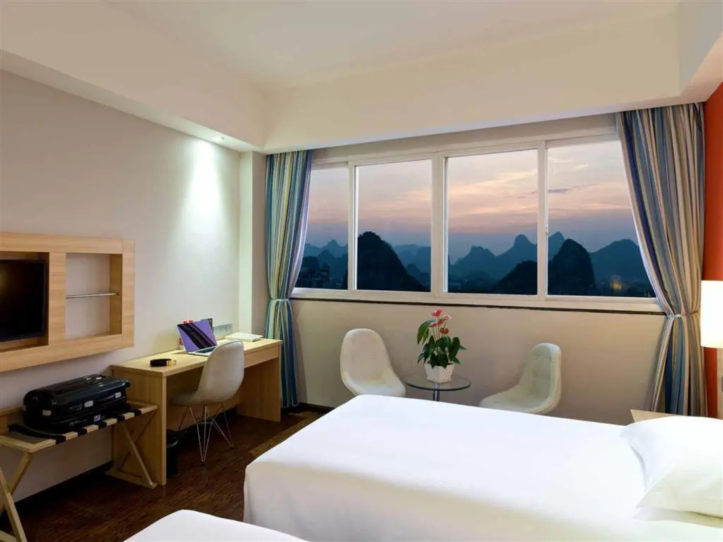 Ibis Guilin North Zhongshan Road