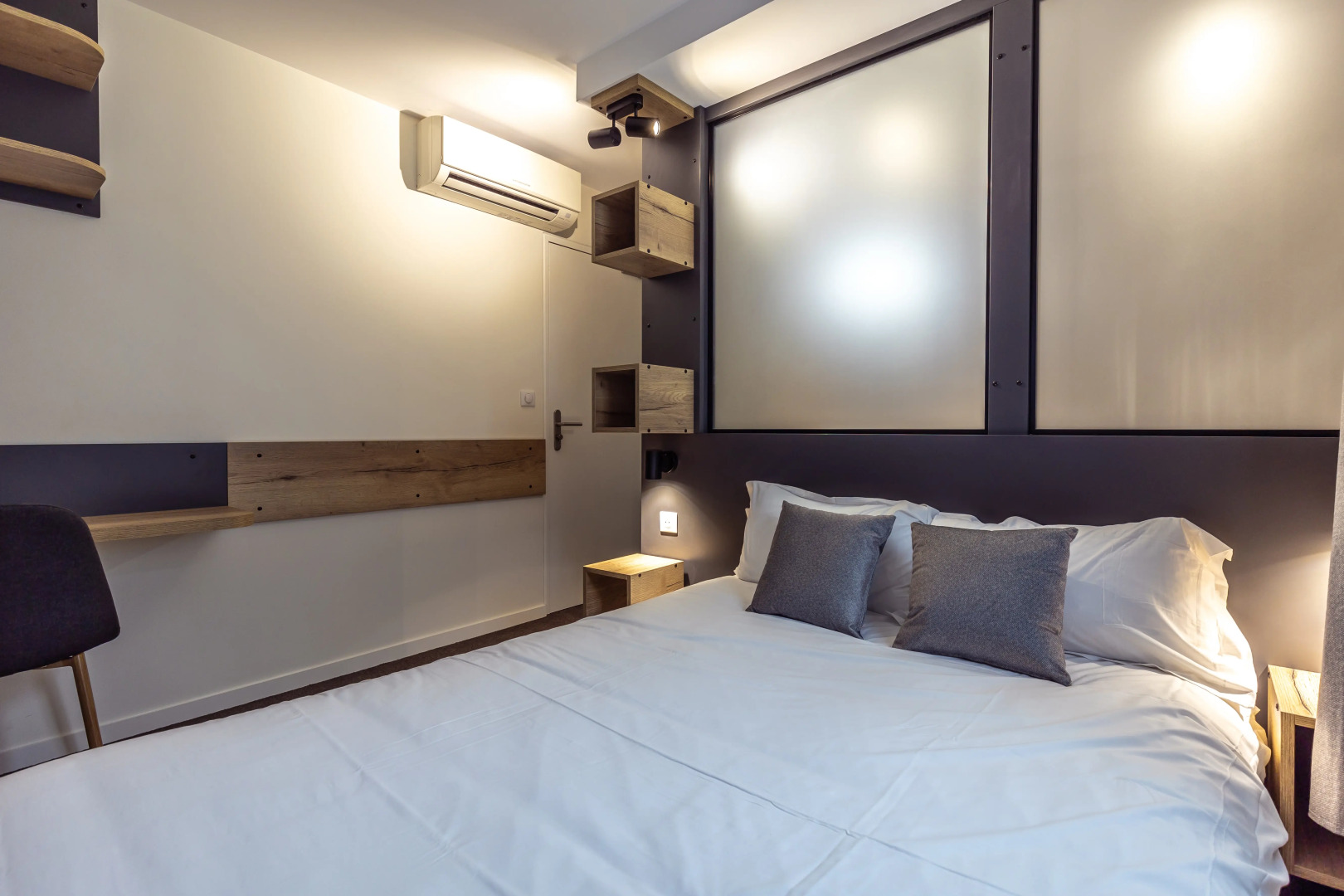 The Originals City, Hôtel Hélios