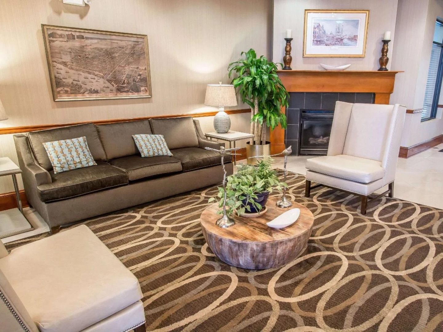 The Bluff Savannah Historic District, Tapestry by Hilton