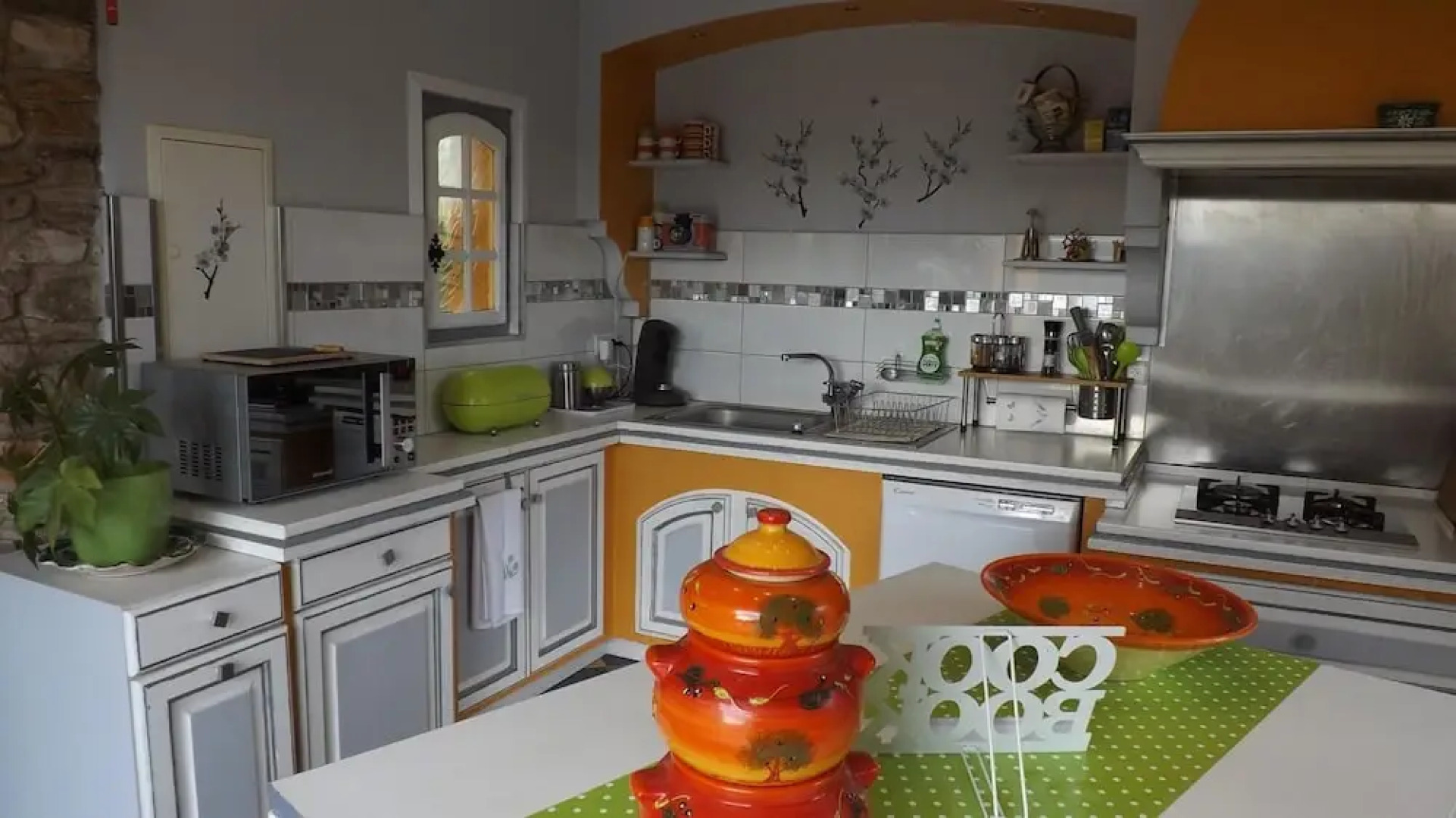 Villa With 3 Bedrooms in Bédarieux, With Wonderful Mountain View, Priv