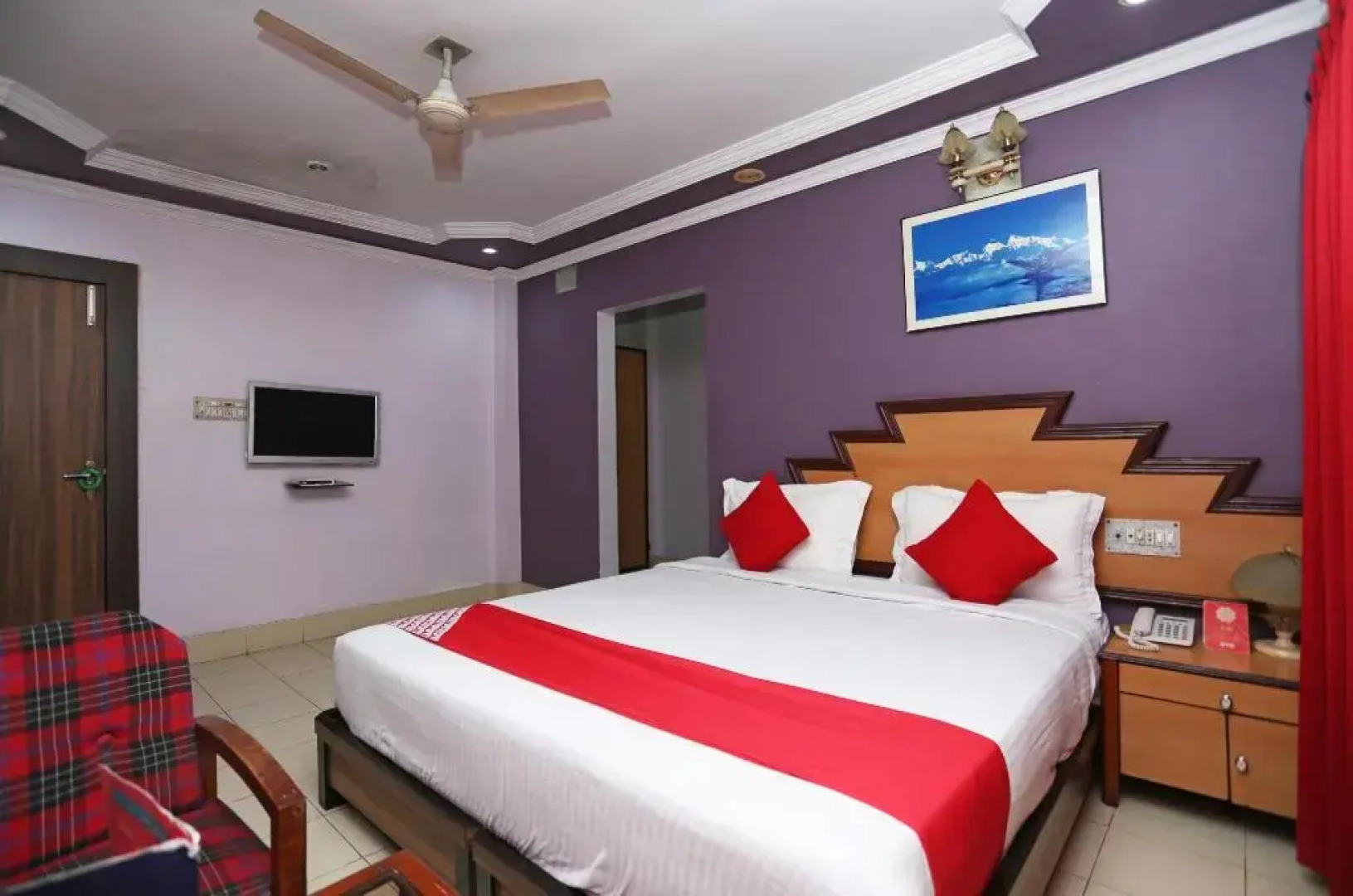 Hotel Aquatic Palace by OYO