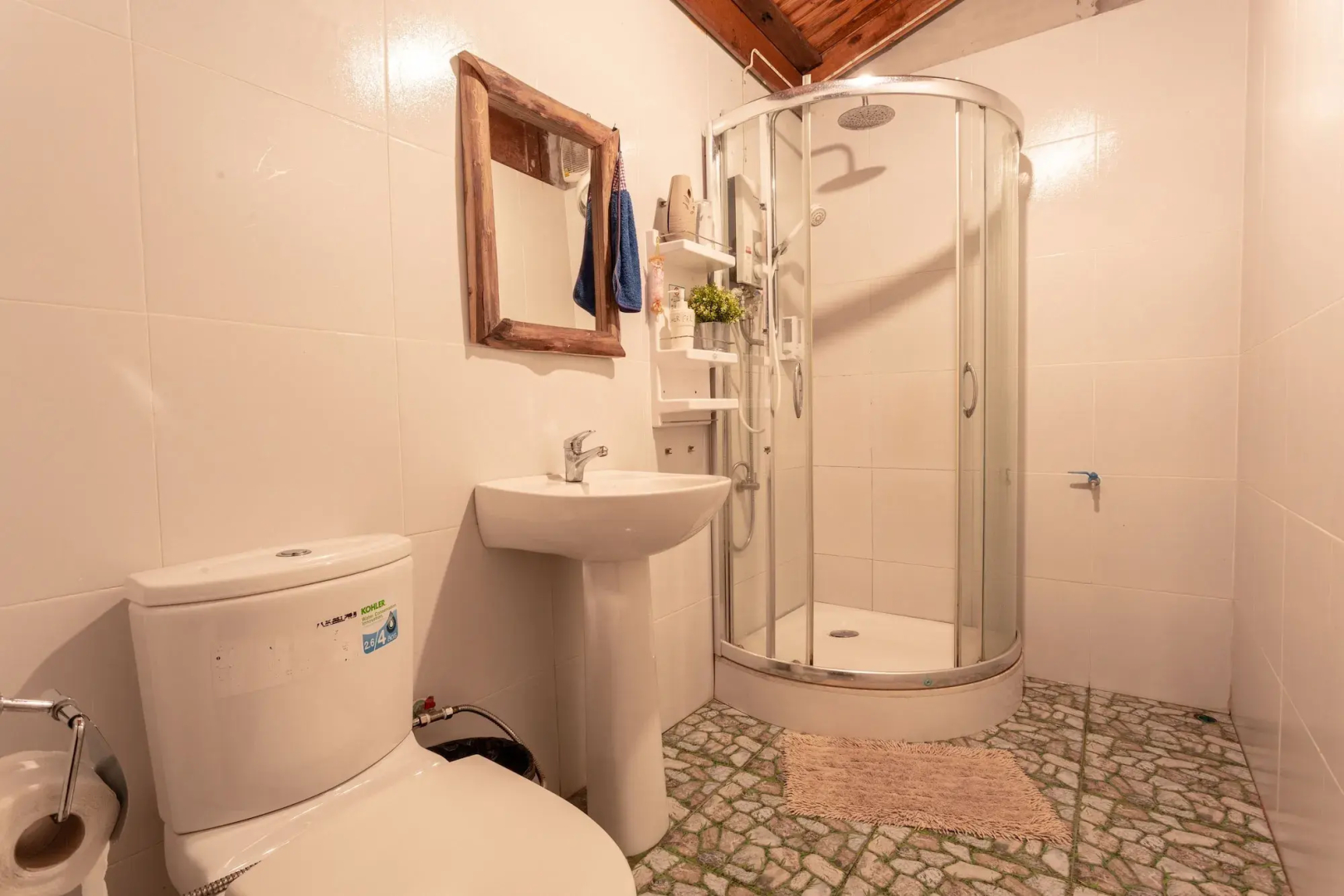 Athithara Homestay