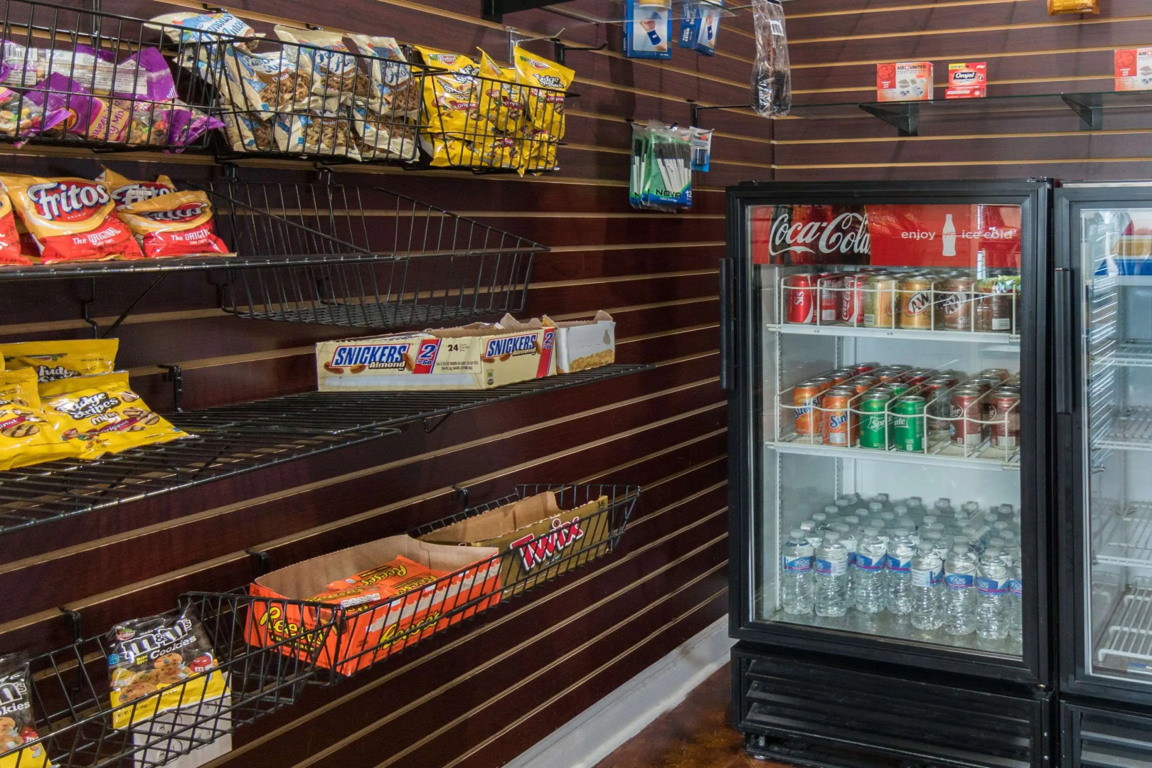 Super 8 by Wyndham Beaumont I-10 South/College St