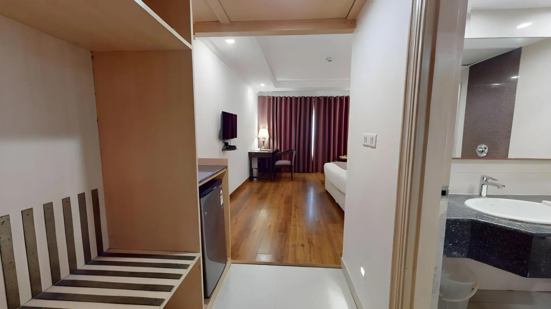 Centaur Hotel IGI Airport