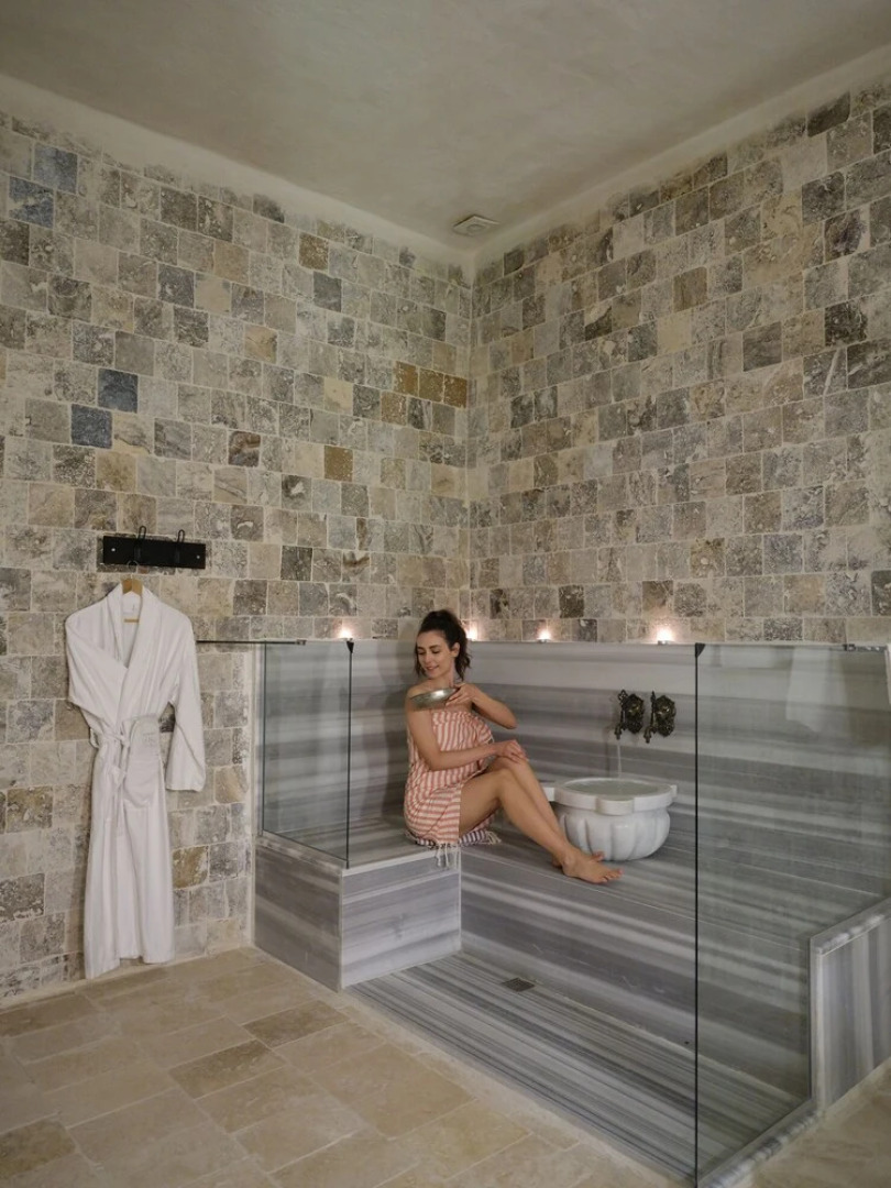 Kalsedon Cave Suites