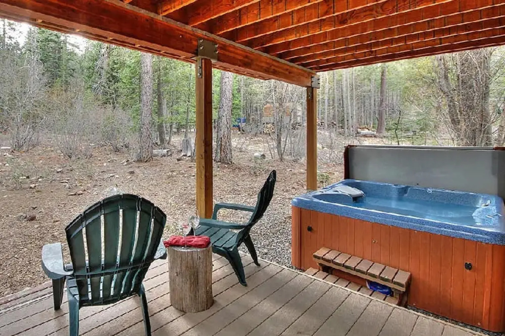 The River Rock Lodge Home 4 Bedrooms 3 Bathrooms Home