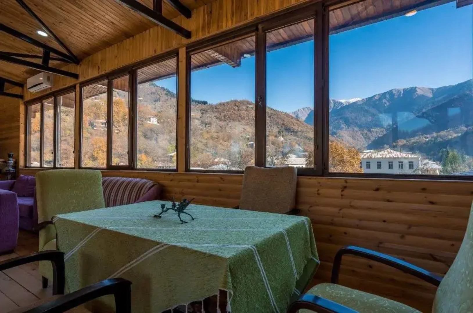 Svaneti, Hotel Ushguli