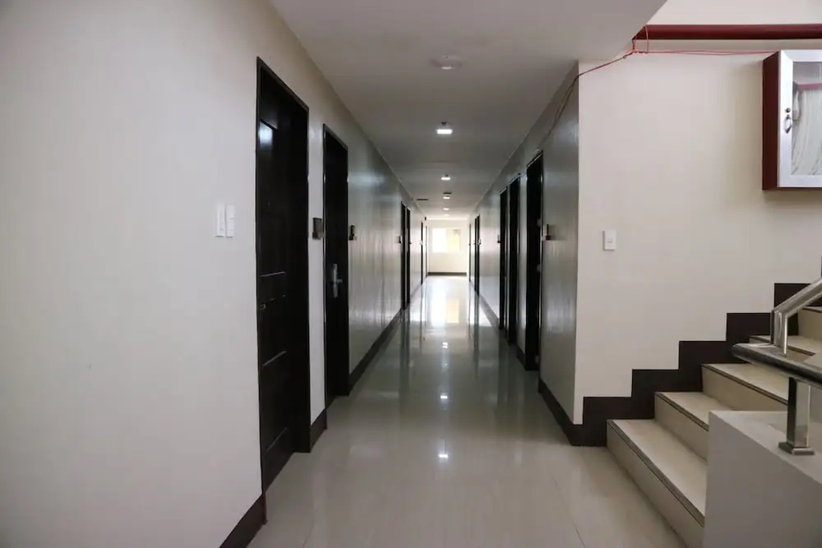 Gateway 21 Hotel and Dormitel