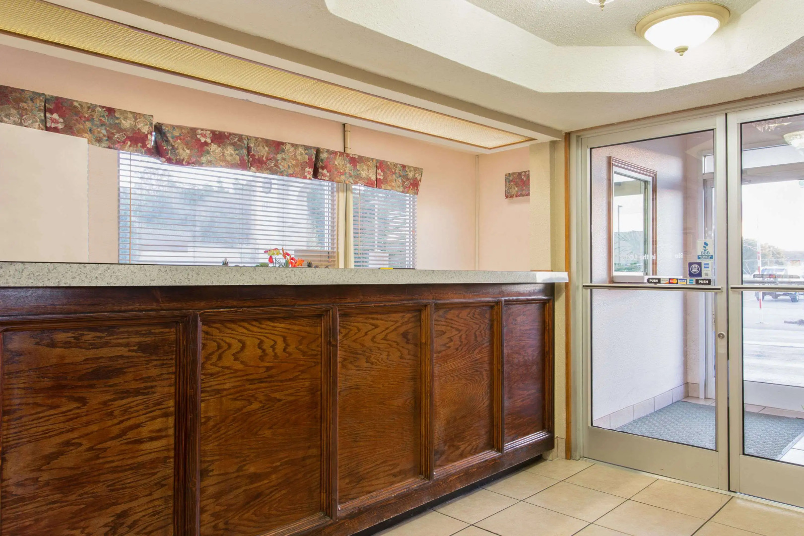 Super 8 by Wyndham Antioch/Nashville South East