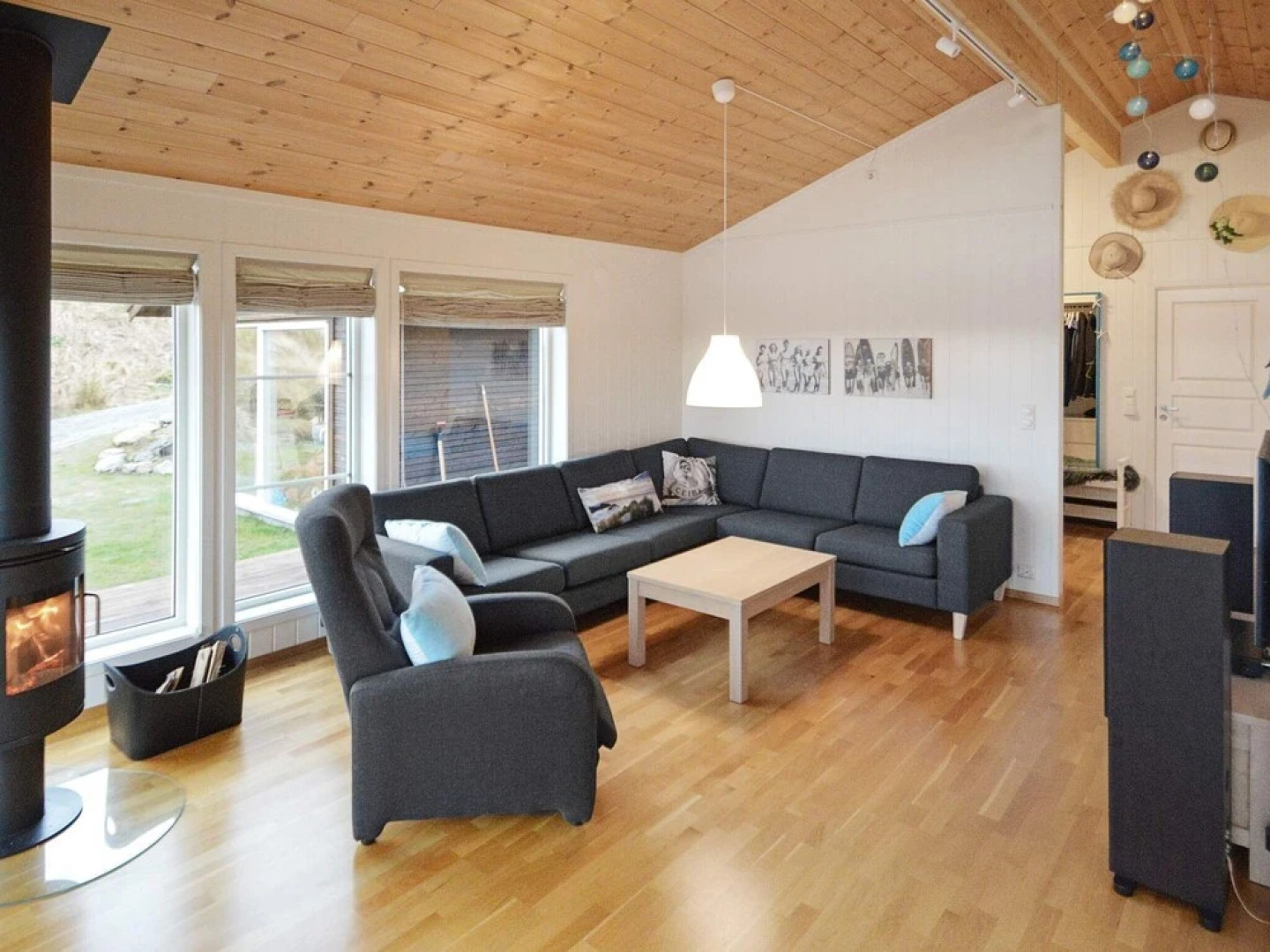 9 Person Holiday Home in Lyngdal