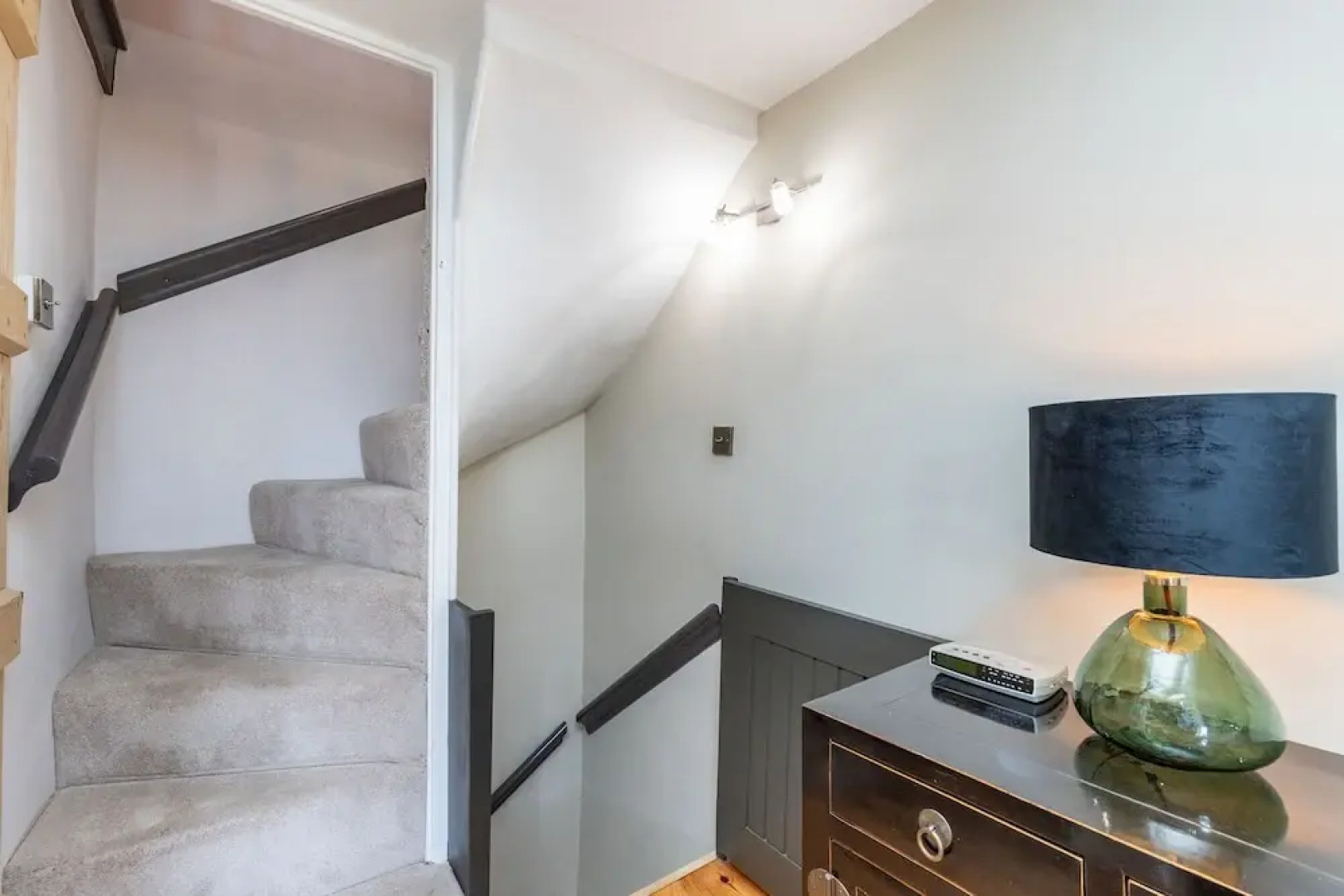 4 Canalside Cottages