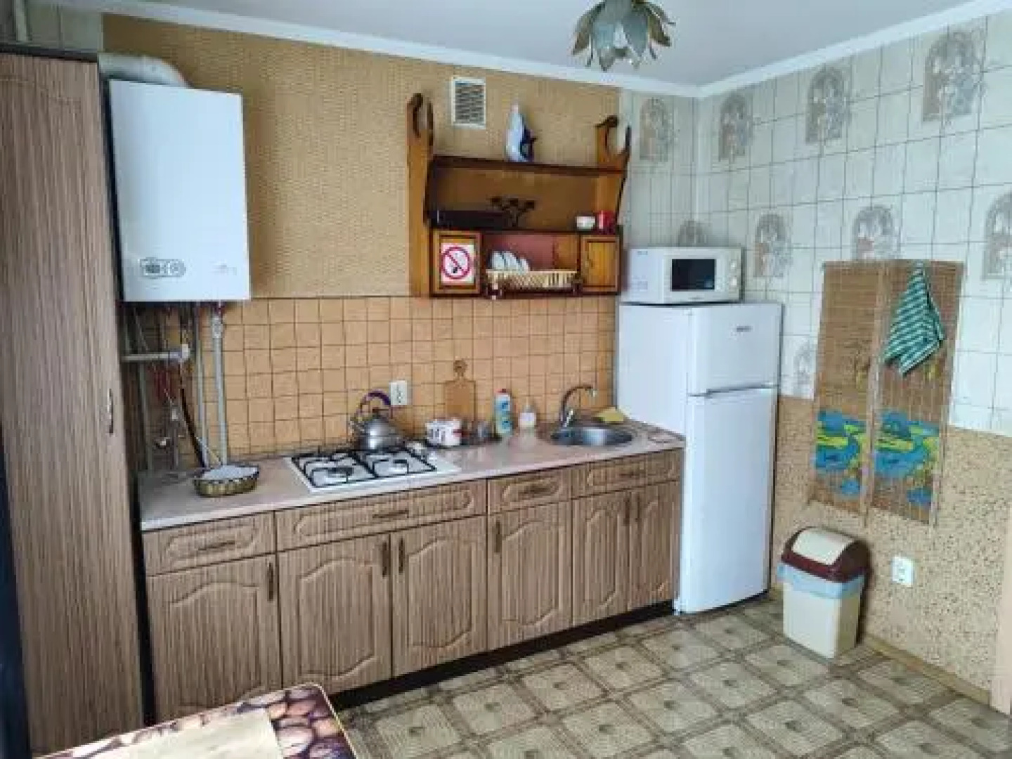 Apartment on Peremohy Street 8