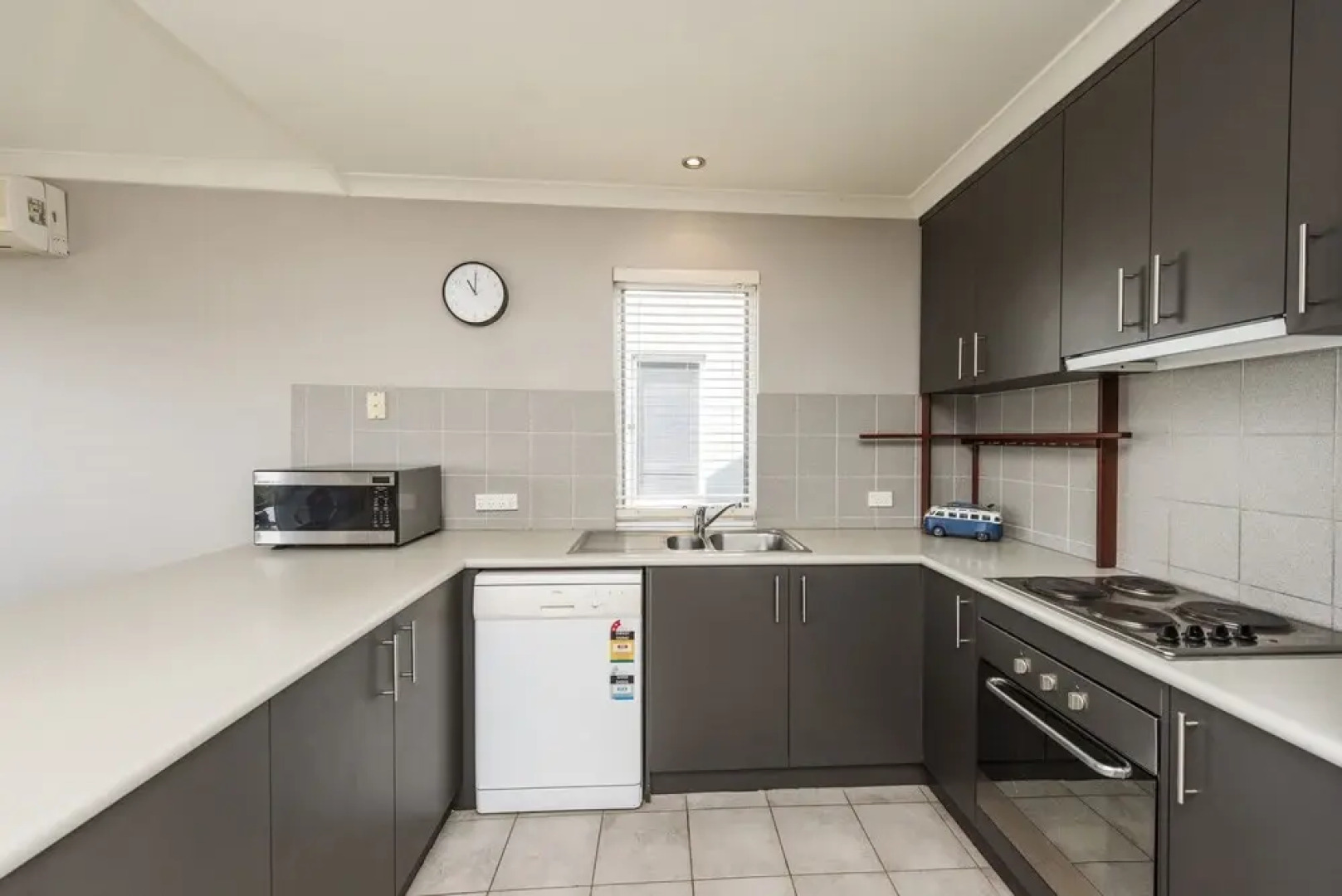 Ledge Point Village - Villa 25 - Pool & Tennis Facilities