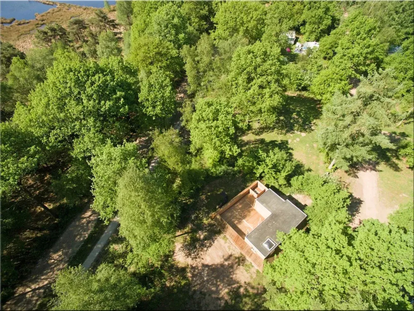Unique House wit Roof Terrace near Assen