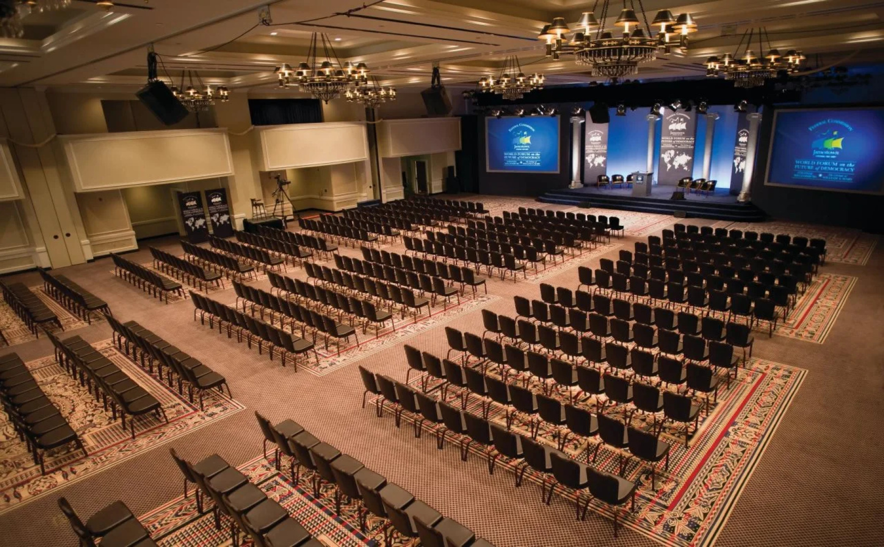 Williamsburg Lodge, Autograph Collection