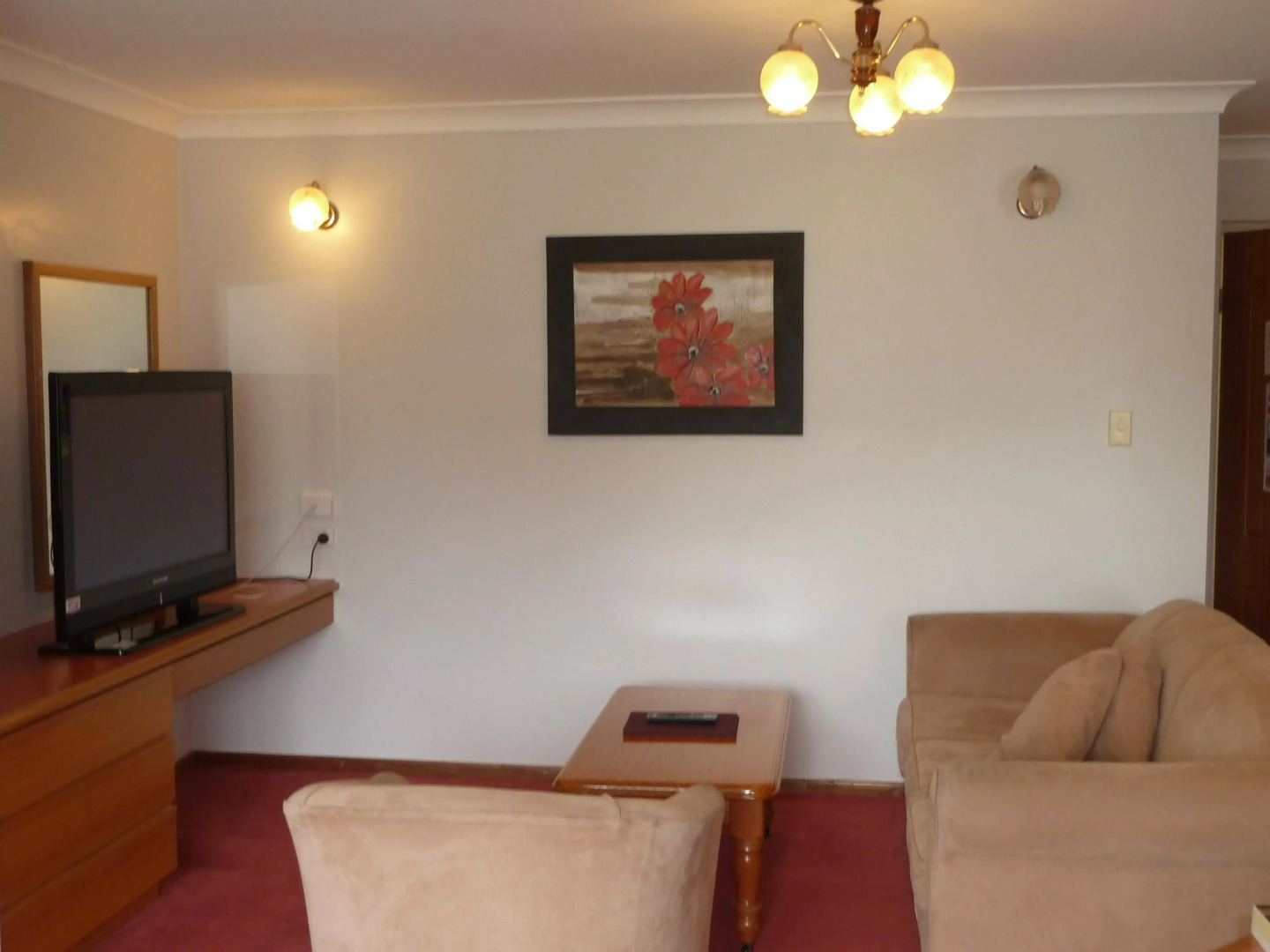 McNevin's Warwick Motel