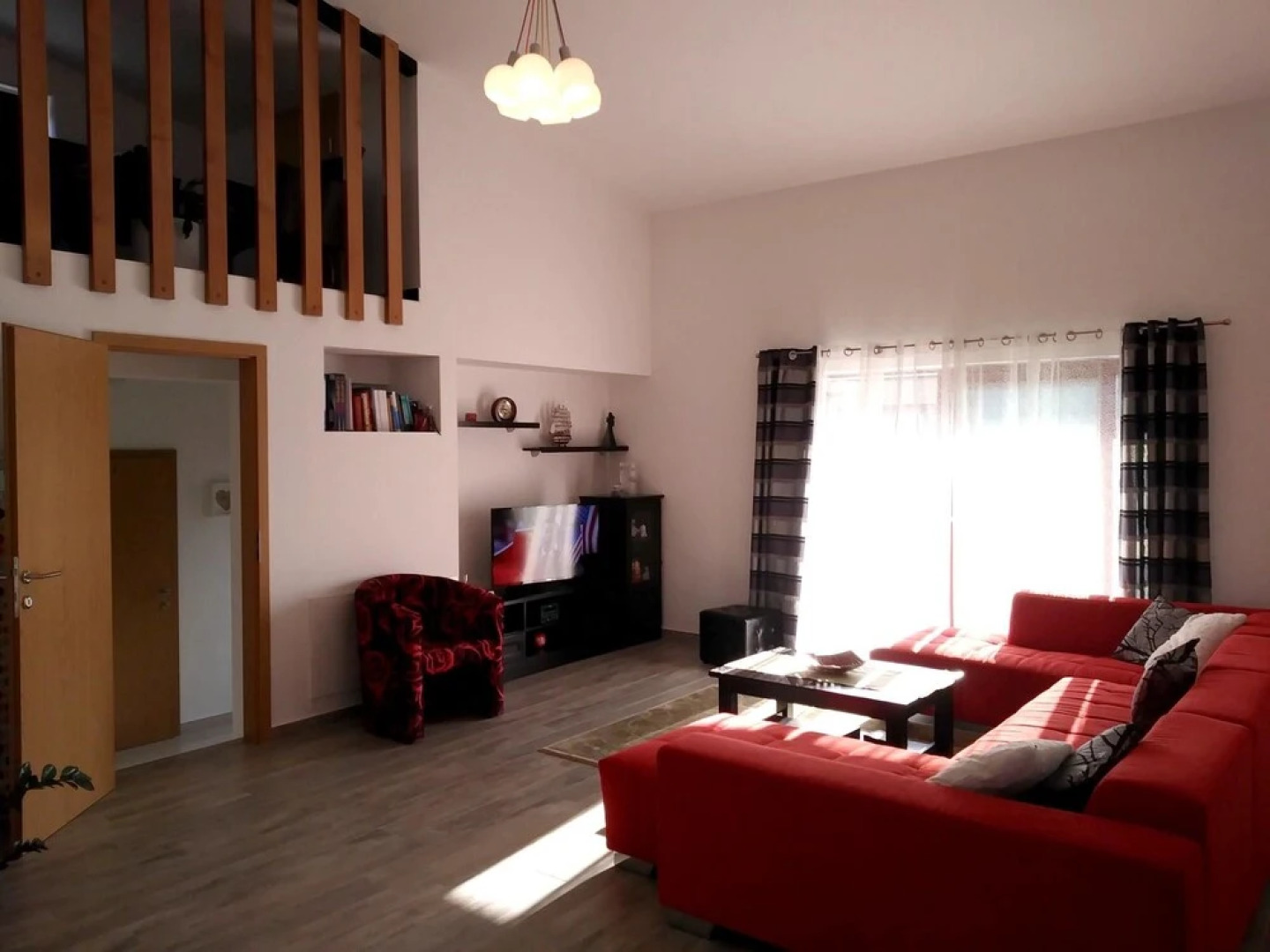 House With 3 Bedrooms in Velika Gorica, With Wonderful Mountain View,