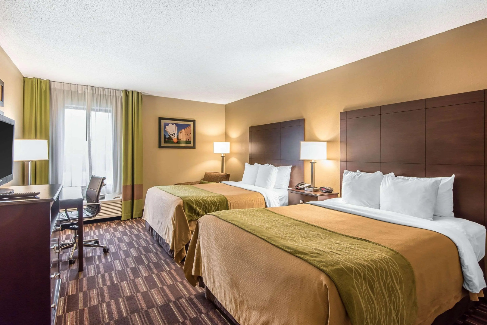 Comfort Inn & Suites Kansas City - Northeast