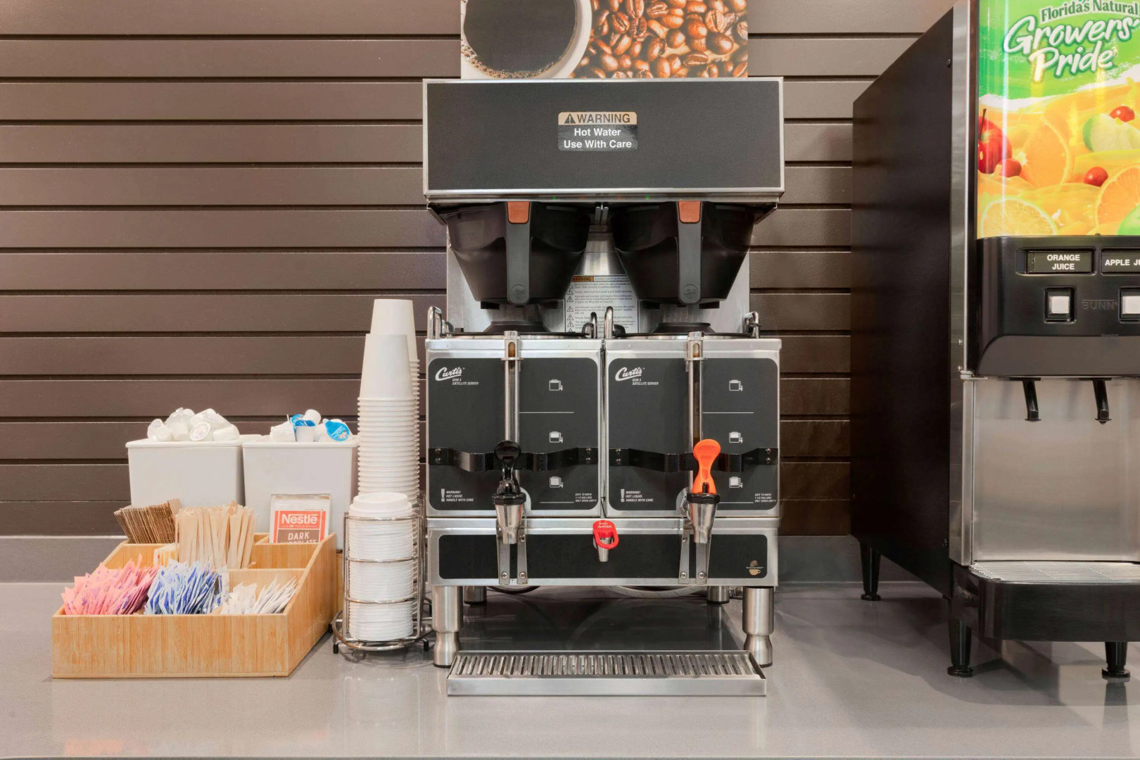 La Quinta Inn & Suites by Wyndham New York City Central Park