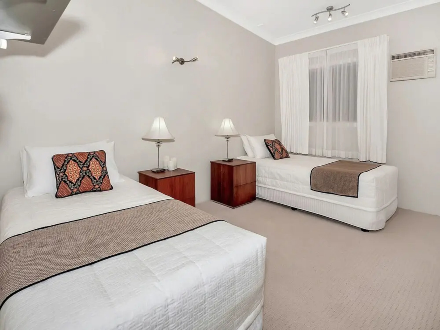 Unique, Tropical Rainforest Getaway