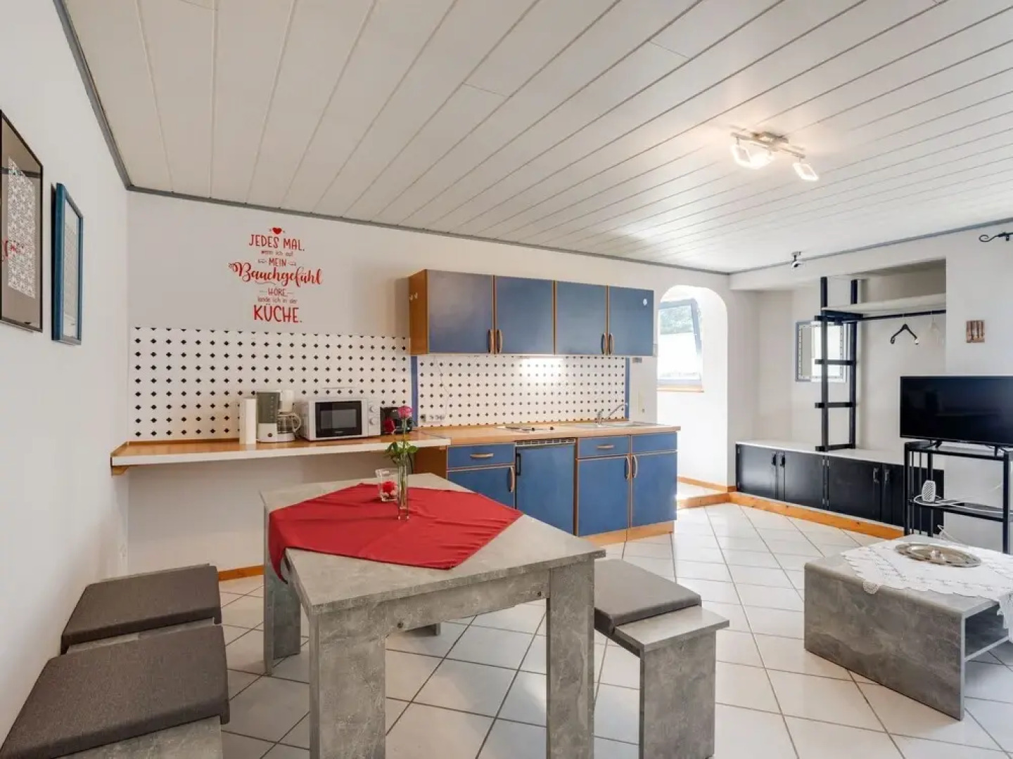 Welcoming Apartment in Hilscheid with Garden