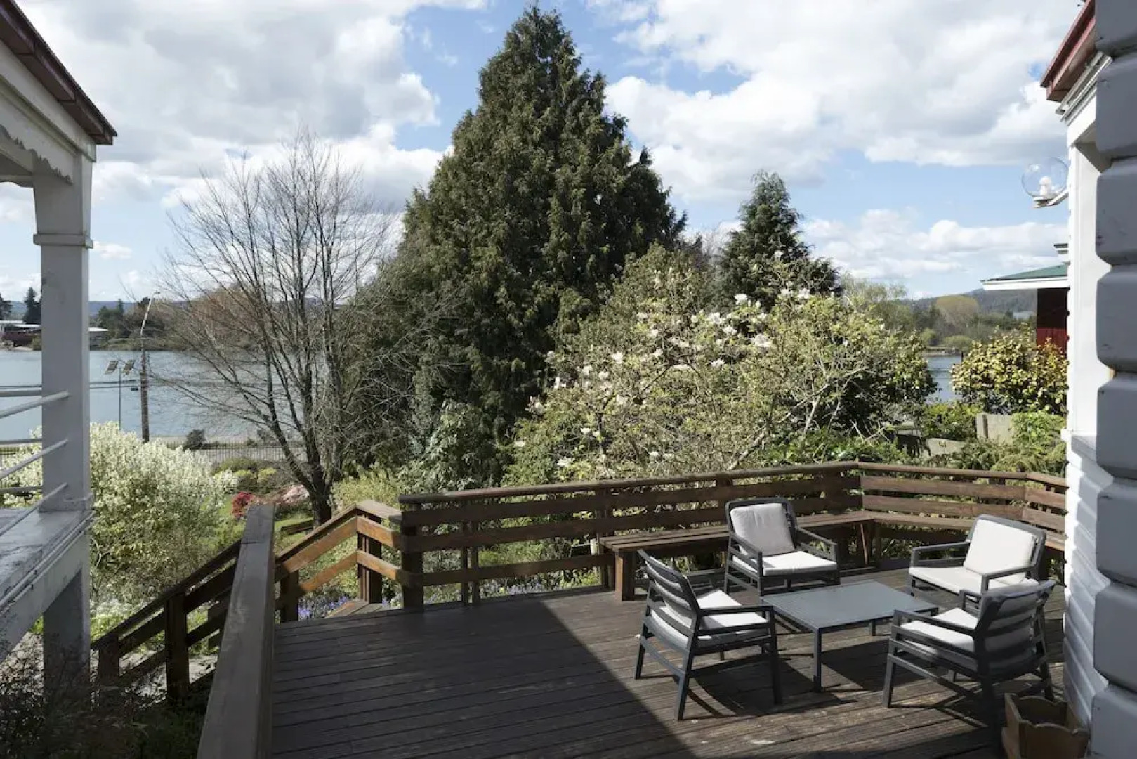 Hotel Costanera - Caja Los Andes