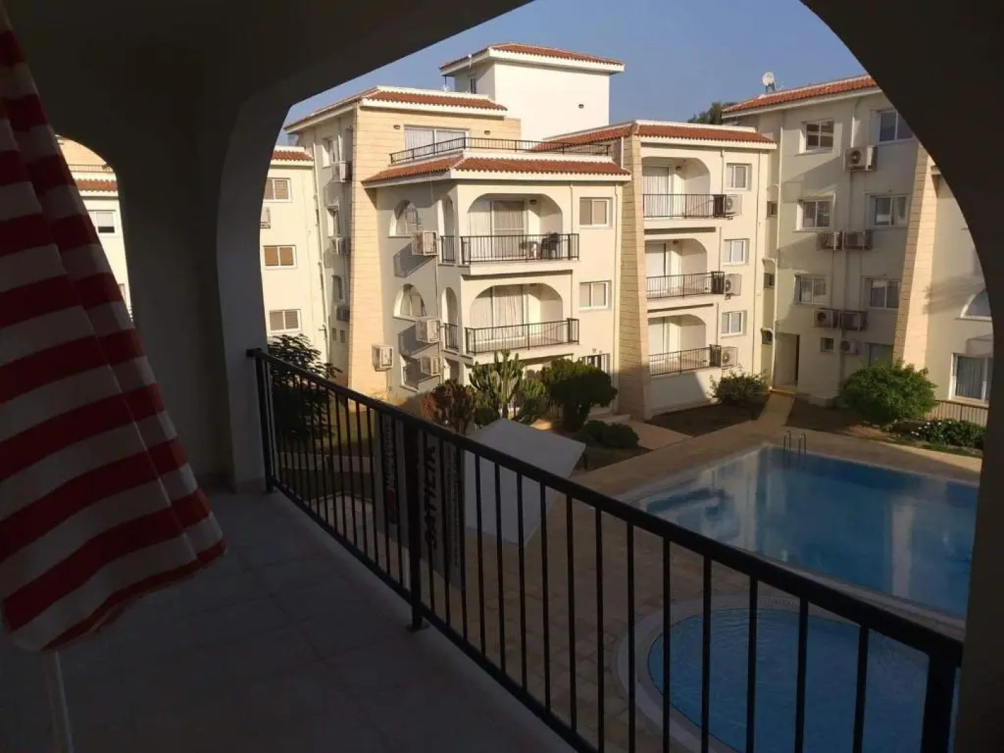 Boheme B6 Sunrise Beach