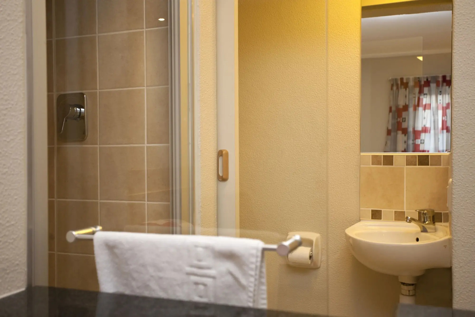 Road Lodge Carnival City