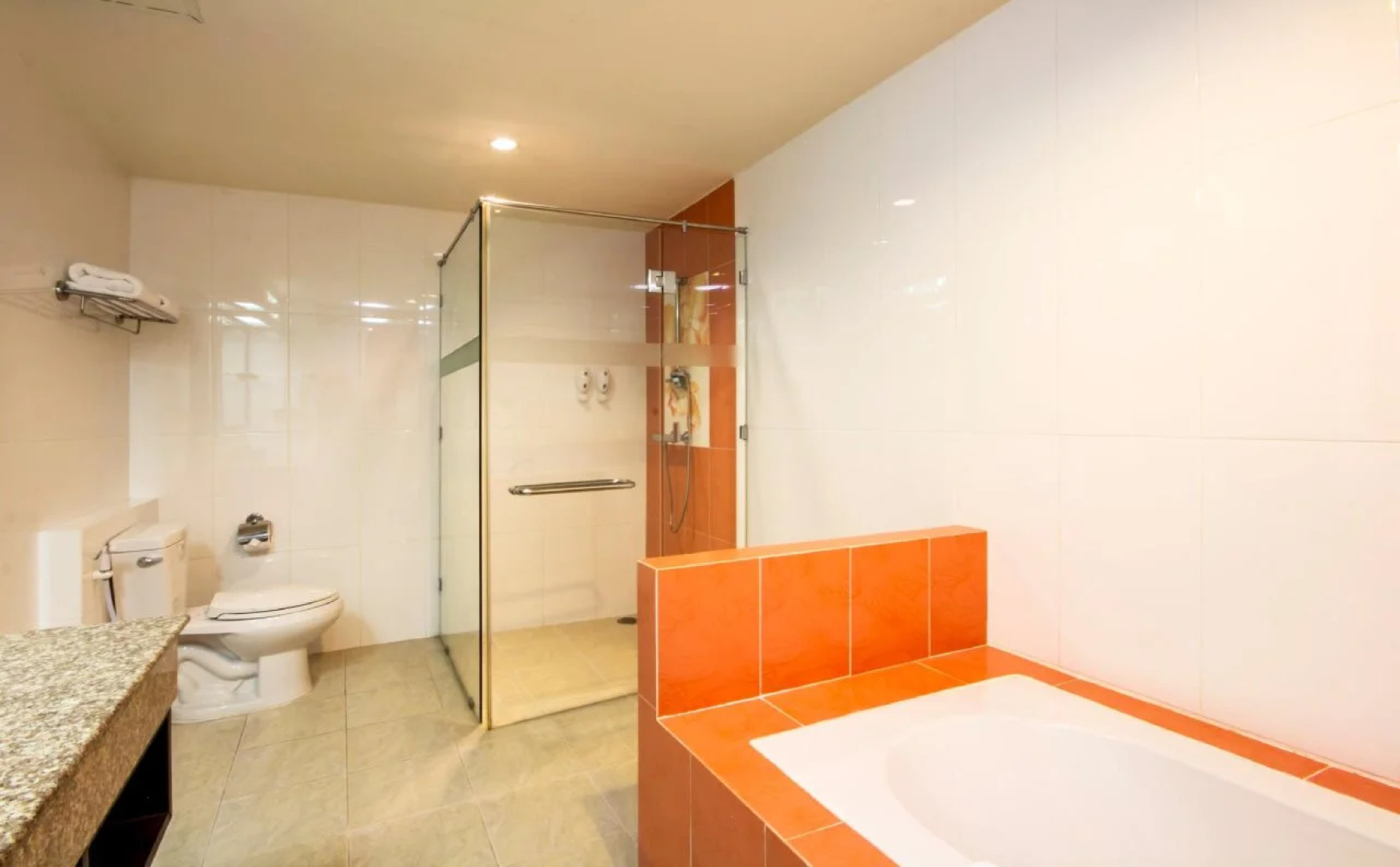 Empress Pattaya Hotel