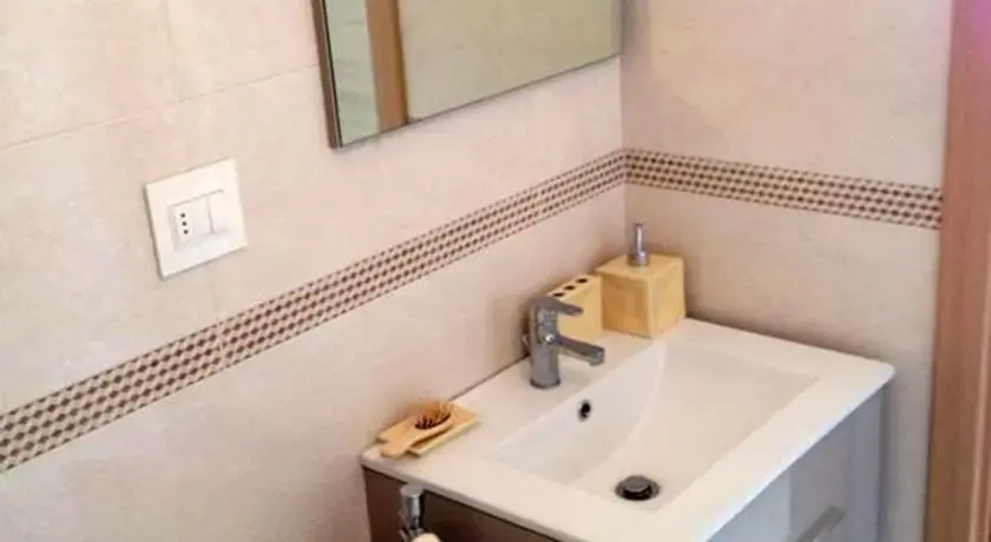 Appartamento ammobiliato in centro Loano (Liguria)