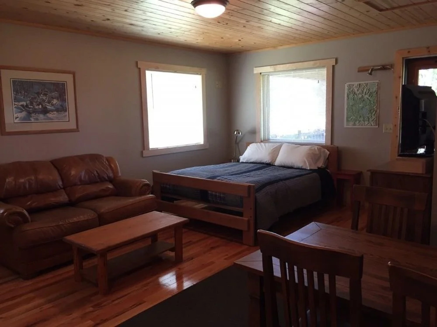 Canyon Cabins Lodging