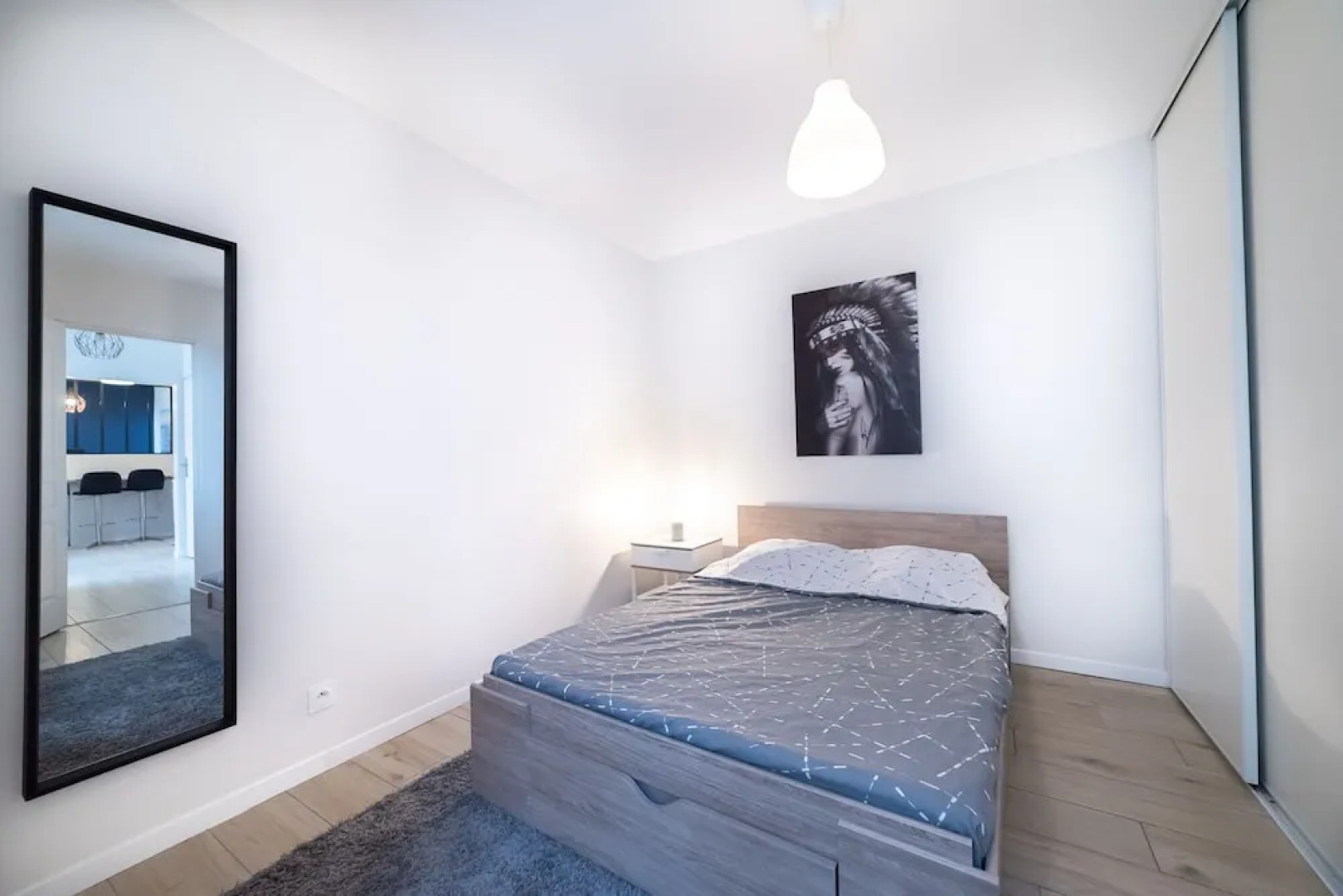 Intimate Flat Roannais