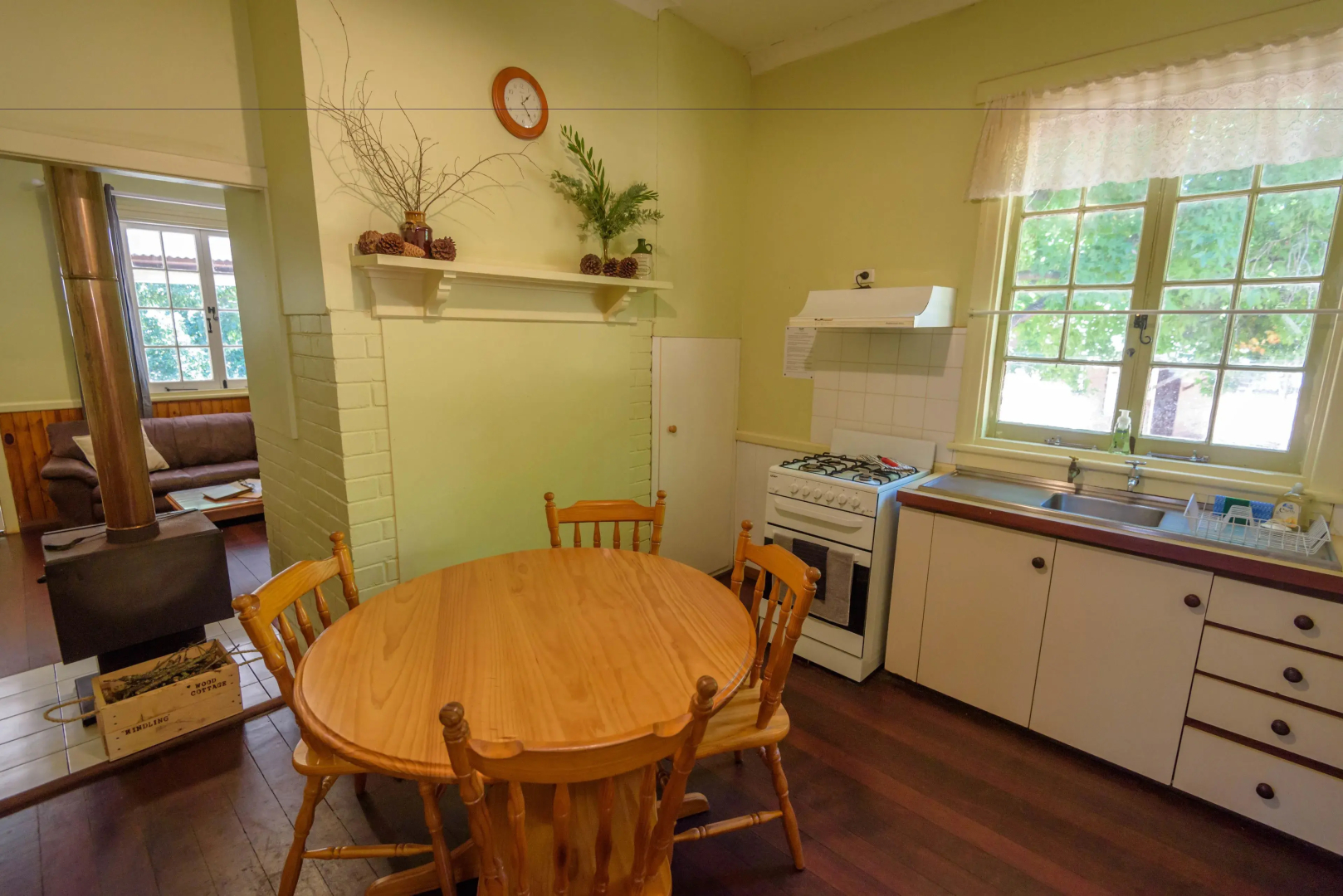 Lewana Cottages
