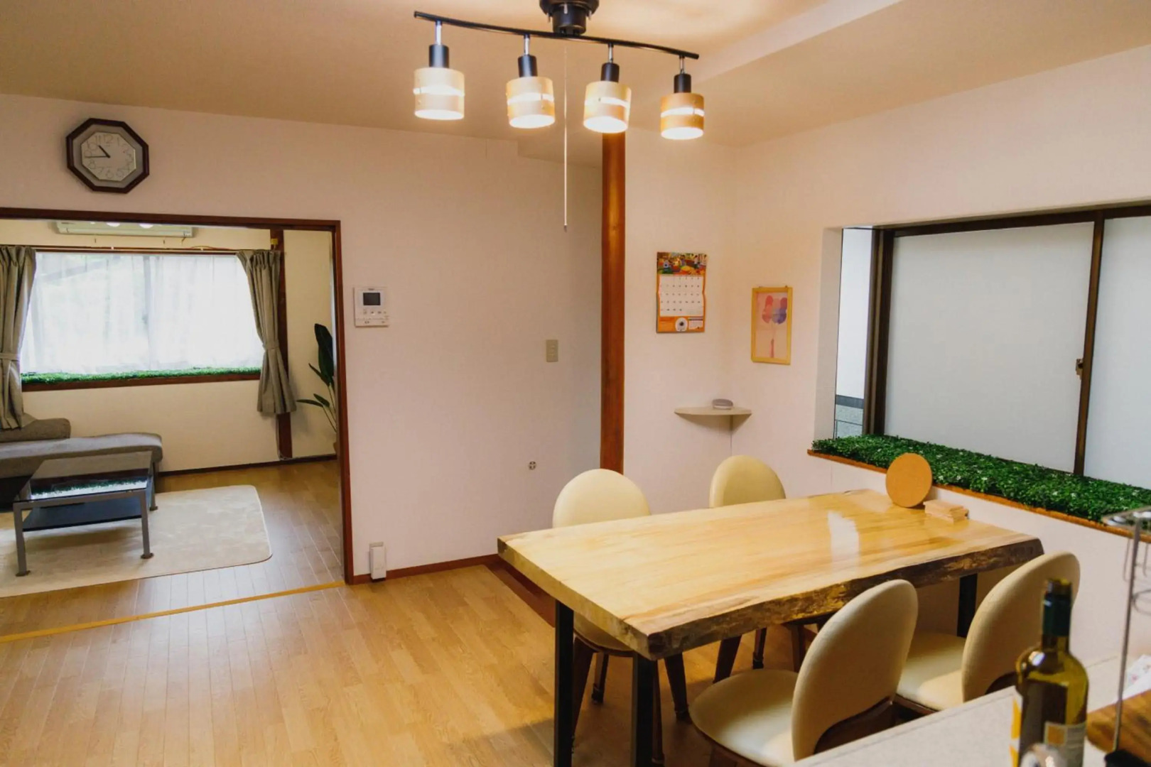 Wぴーす（W Peace)