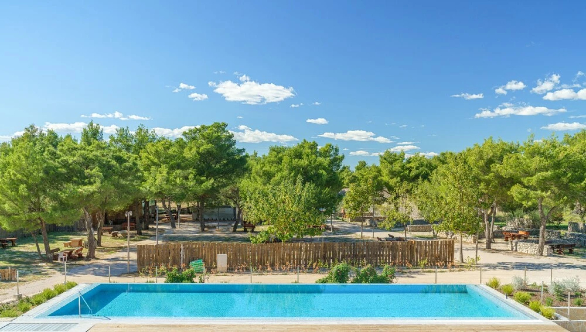 Unique Pool View Room With Breakfast Included