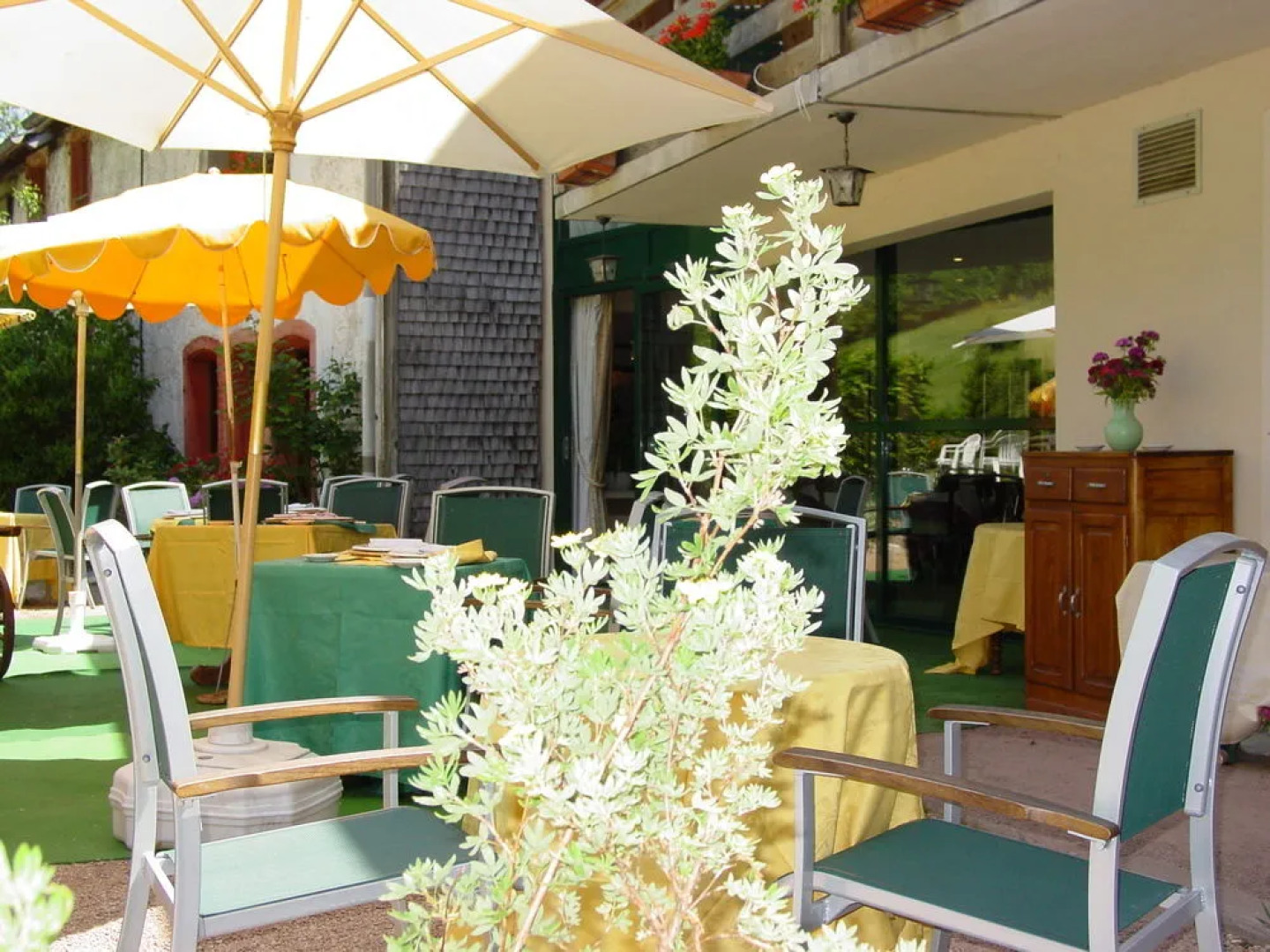 Le Val Joli - Hotel Restaurant