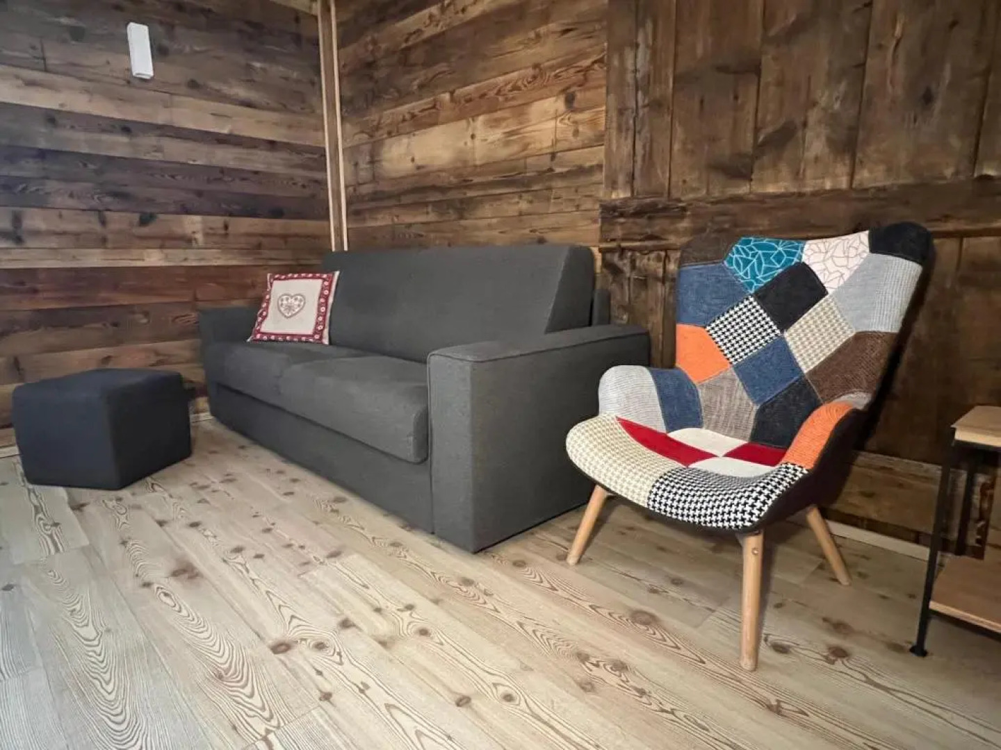 Camelot Luxury Houses Horses