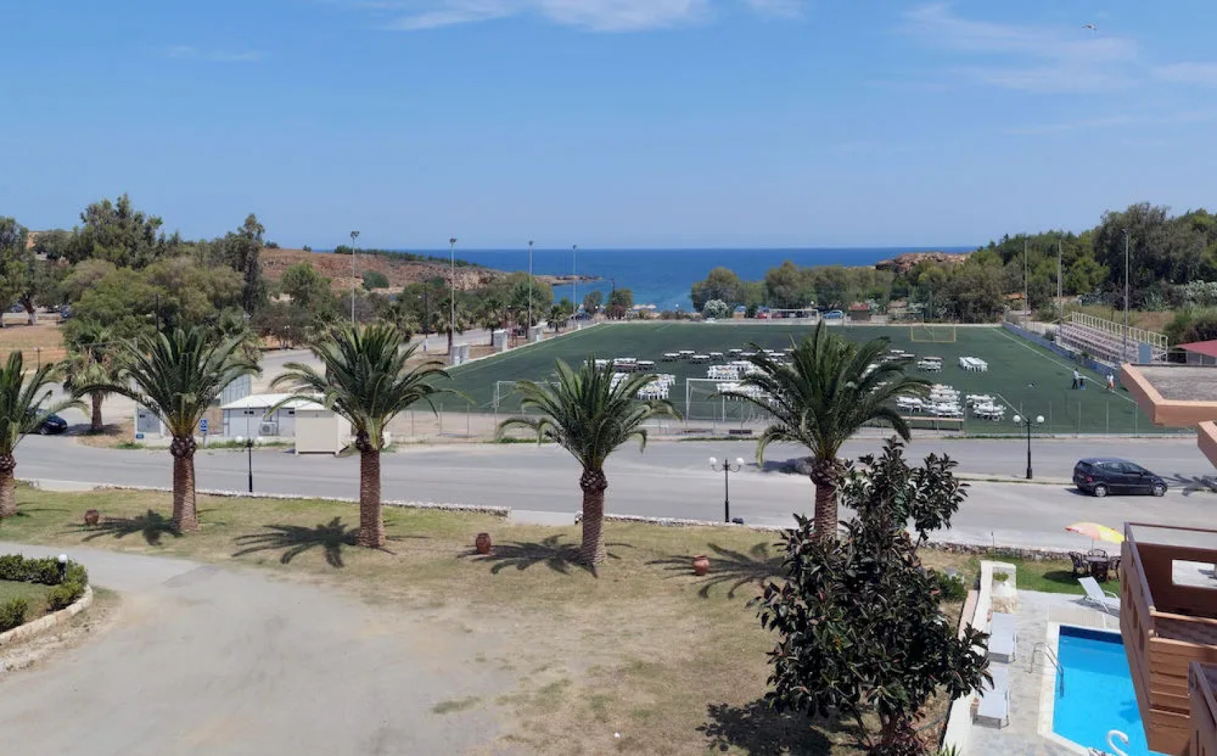 Karavanos Apartments