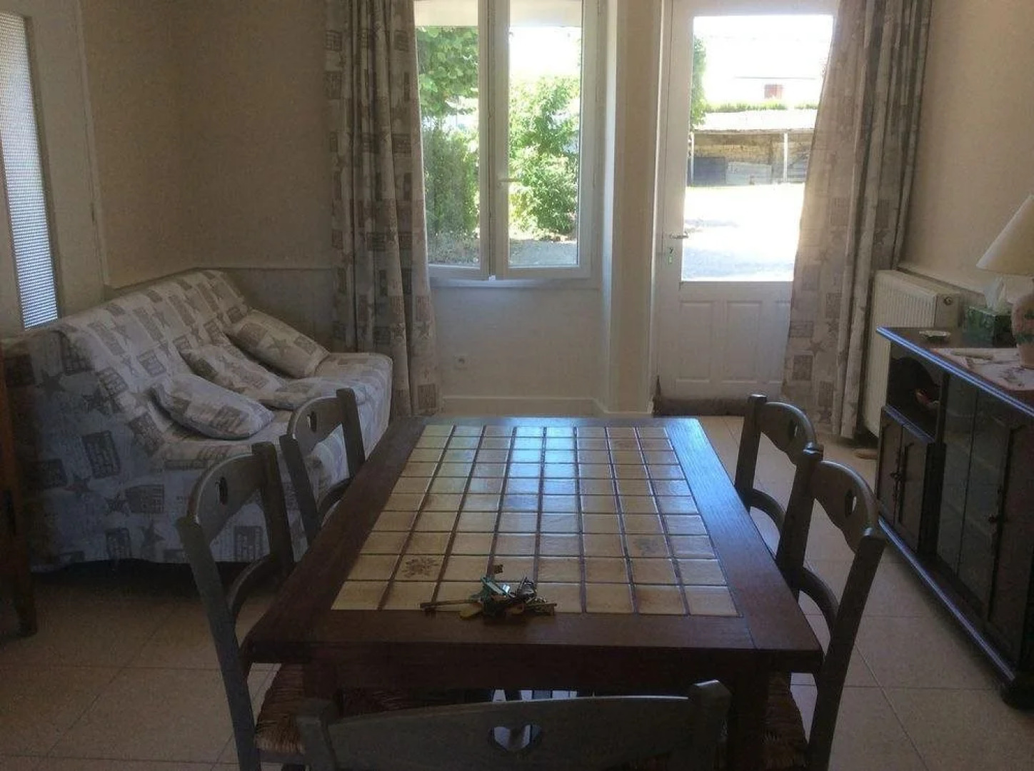 Maison restaurée - bien ensoleillée - calme