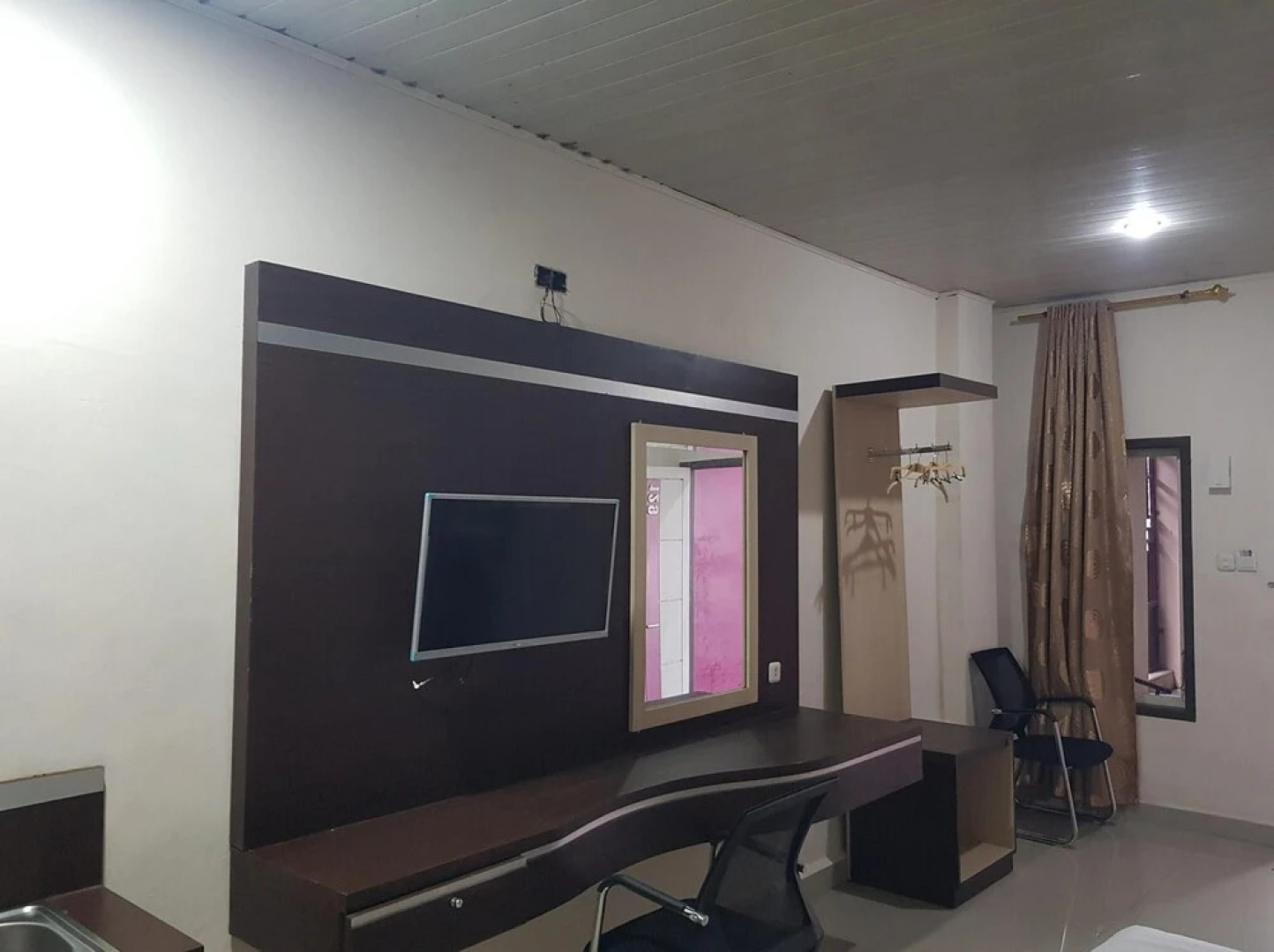 Capital O 93263 Linge Land Hotel