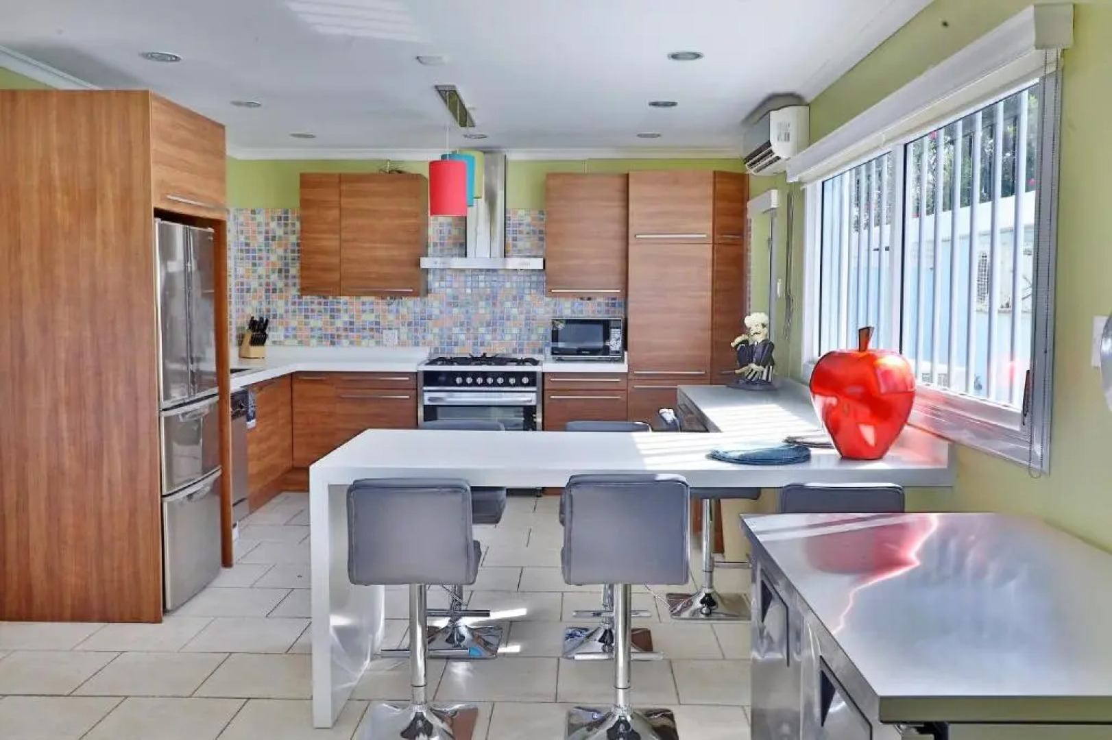 A Ocean View Malmok Villa