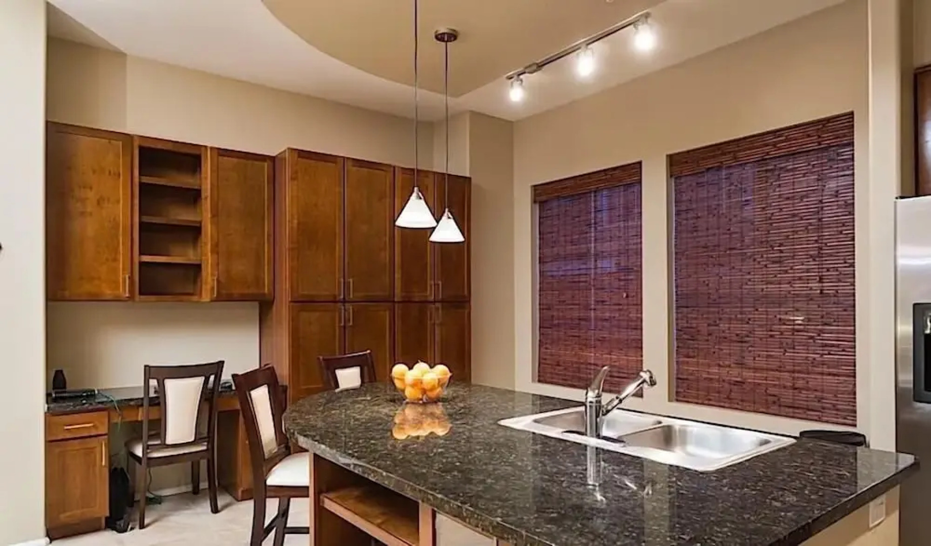 Glendale Getaway By Signature Vacation Rentals