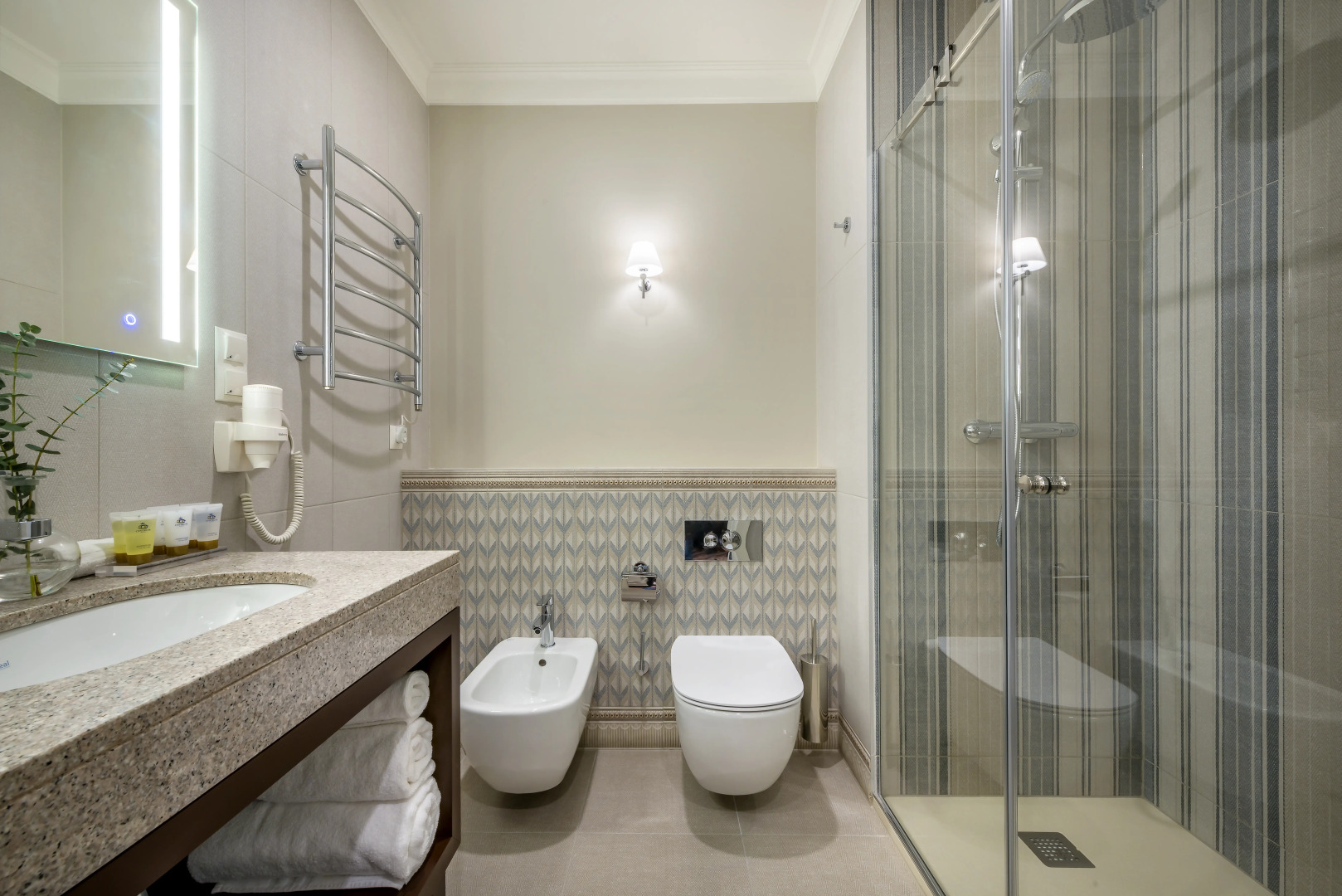 Ratonda Centrum Hotel