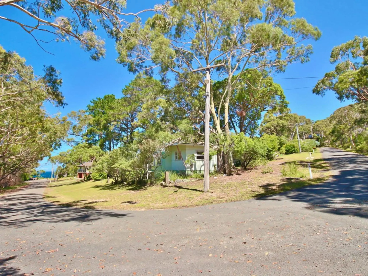 Rose Cottage at Hyams 4pm Check Out Sundays