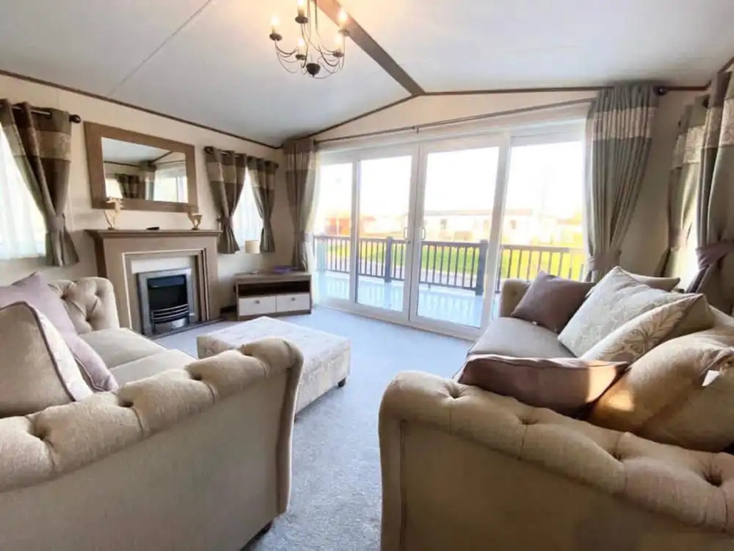 Inviting 3-bed Lodge Tattershall Lakes, Lincoln